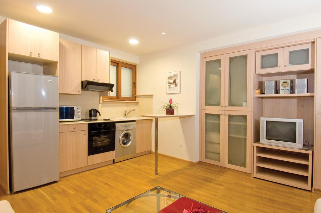 Ithaki Phinikoudes Apartment 307 لارنكا الغرفة الصورة